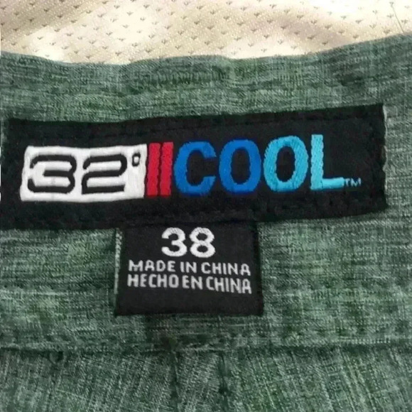 32 Degree Green Golf Shorts Sz 38 - Picture 3 of 5